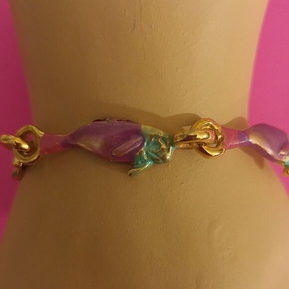 LADIES MULTI COLOR FISH DESIGN BRACLET - Picture 2 of 4